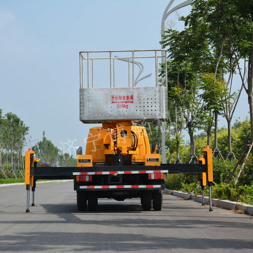專業(yè)高效，安全可靠——博涵機械設(shè)備，您的高空作業(yè)車生產(chǎn)與采購首選
